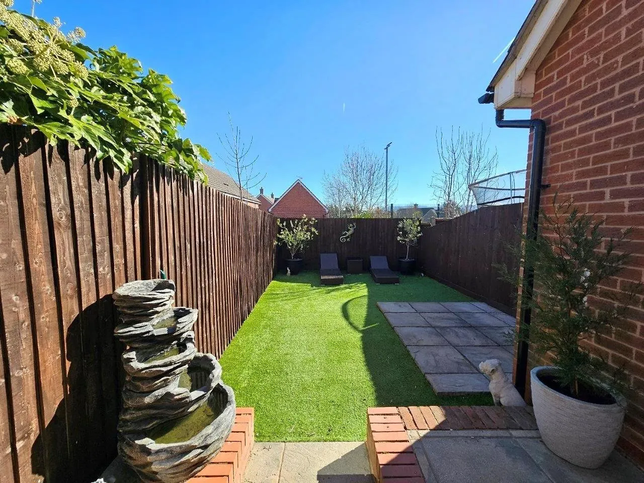 Boughton 3 Bed Semi By Fortuna Property Gloucester 0*,  United Kingdom